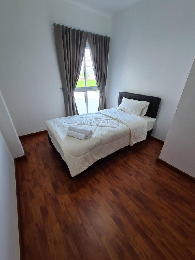 Yyk Holiday Rooms Ban Khlong Krang Zewnętrze zdjęcie